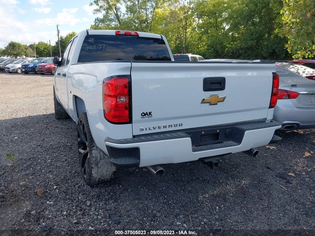 Chevrolet Silverado 1500 Custom 2018 1GCRCPEH5JZ328159 Image 3