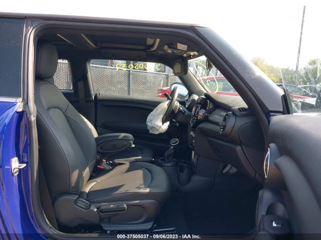 2019 MINI HARDTOP WMWXP5C5XK2H97461 Photo 4