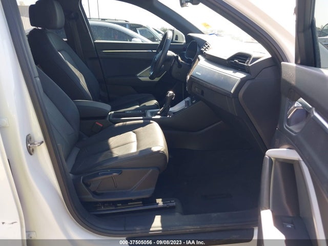 WA1AECF34L1104900 Audi Q3 PREMIUM