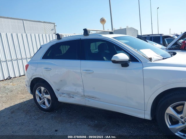 WA1AECF34L1104900 Audi Q3 PREMIUM