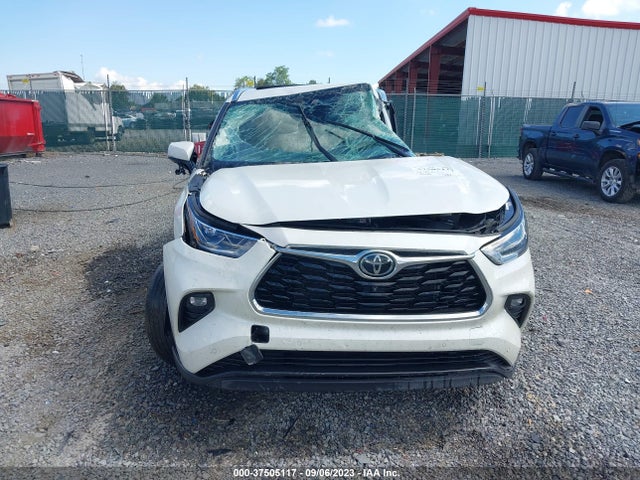 Toyota Highlander Limited 2021 5TDDZRBH0MS548050 Image 13