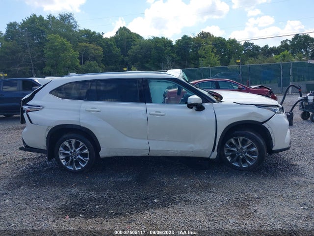 Toyota Highlander Limited 2021 5TDDZRBH0MS548050 Image 14