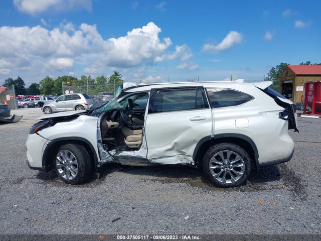 Toyota Highlander Limited 2021 5TDDZRBH0MS548050 Image 15
