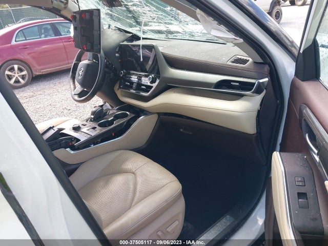 Toyota Highlander Limited 2021 5TDDZRBH0MS548050 Image 5