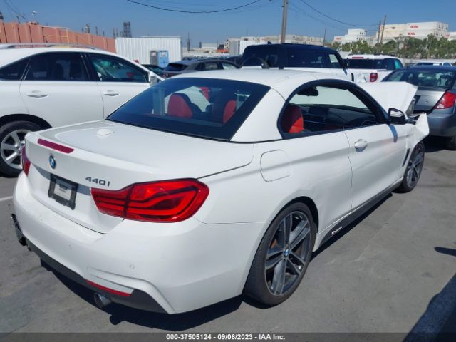 WBA4Z5C59KEE17490 BMW 4 Series 440i