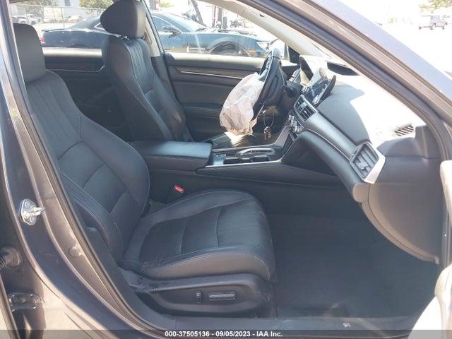 2018 HONDA ACCORD SEDAN TOURING 2.0T VIN: 1HGCV2F90JA004286