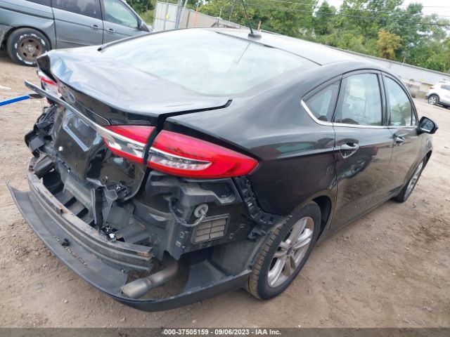 3FA6P0HD8JR256052 Ford FUSION SE