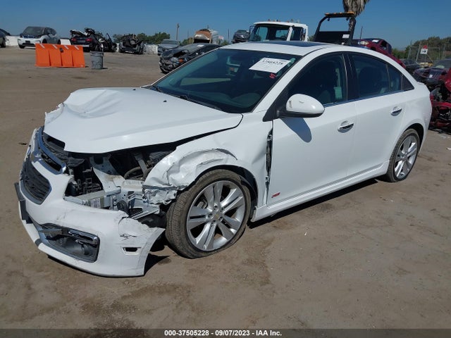 Chevrolet CRUZE LTZ 2015 1G1PG5SB0F7274118 Image 2