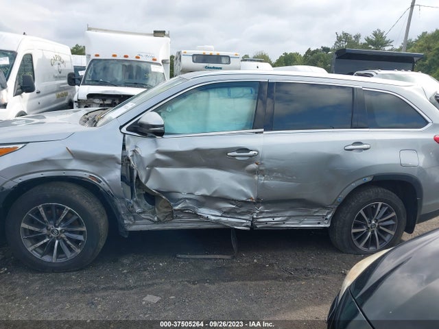 Toyota Highlander Xle/se 2017 5TDJZRFH8HS401994 Image 14