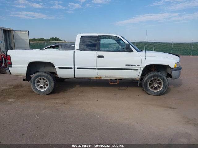 1998 DODGE RAM 2500 VIN: 3B7KF22W5WG130350