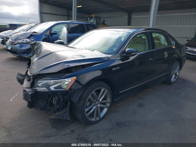 1VWDT7A3XHC034223 Volkswagen Passat R-line W/comfort Pkg