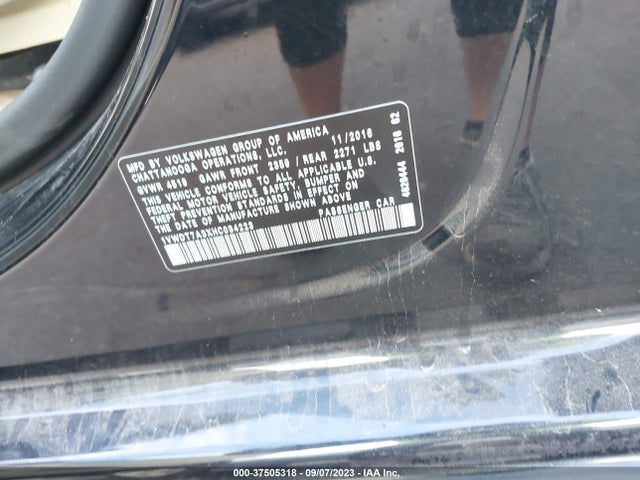 1VWDT7A3XHC034223 Volkswagen Passat R-line W/comfort Pkg