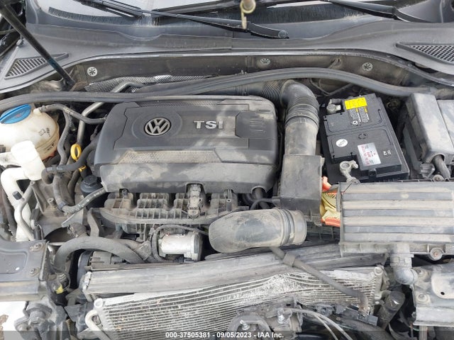 1VWAT7A36GC058312 Volkswagen Passat 1.8t S
