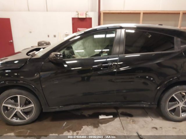 3CZRU6H98KM701493 Honda Hr-v Touring