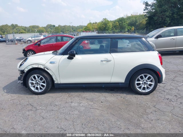 2014 Mini Cooper, VIN: WMWXM7C5XET985459