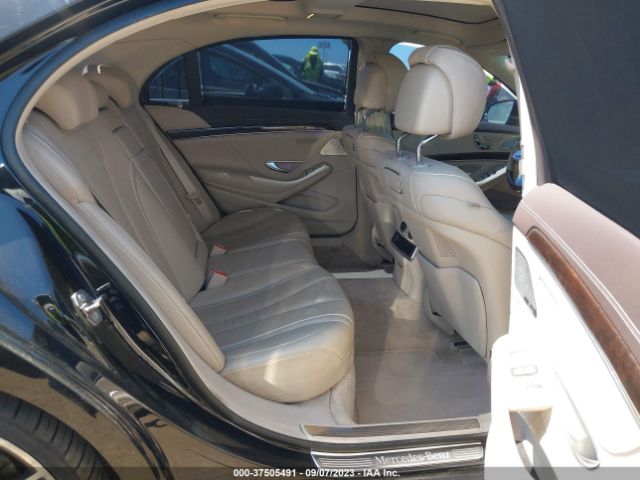 WDDUG8DB8JA402762 Mercedes-Benz S-class S 560