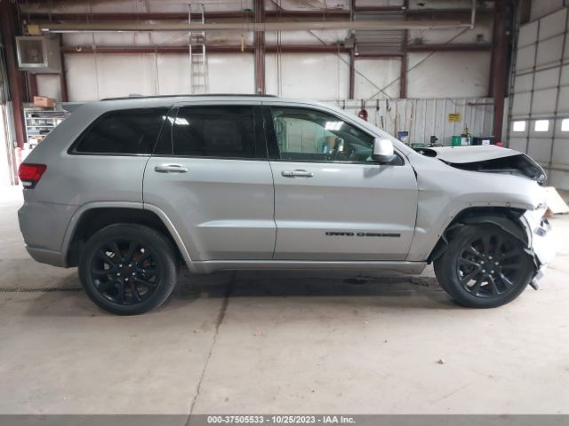 1C4RJFAG2LC386104 Jeep Grand Cherokee Altitude