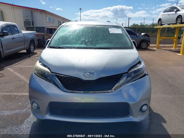 Toyota SIENNA SE 2017 5TDXZ3DC4HS899318 Image 12