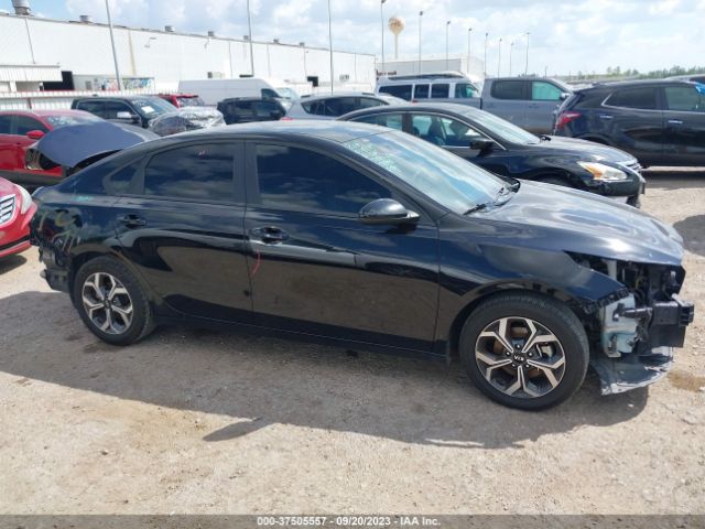 3KPF24AD9ME311968 KIA Forte Lxs