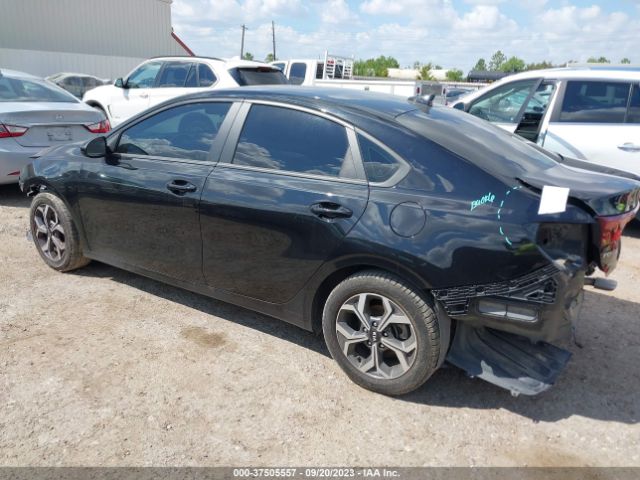 3KPF24AD9ME311968 KIA Forte Lxs