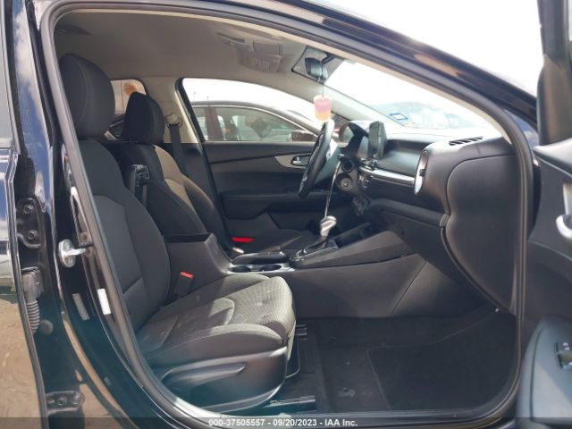 3KPF24AD9ME311968 KIA Forte Lxs