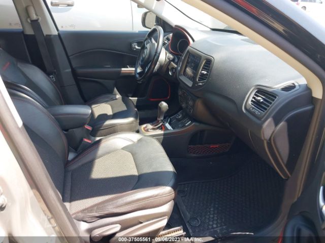 3C4NJDDBXLT203412 Jeep Compass Trailhawk