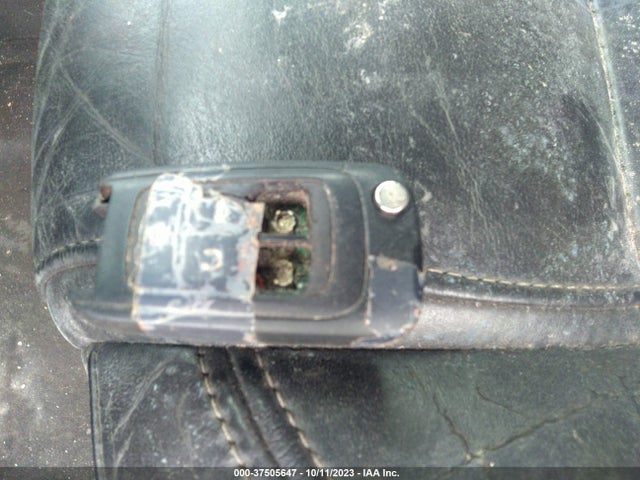 1G4GB5GR1EF212609 Buick Lacrosse Leather