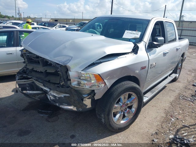 1C6RR6LT6FS542262 RAM 1500 Lone Star