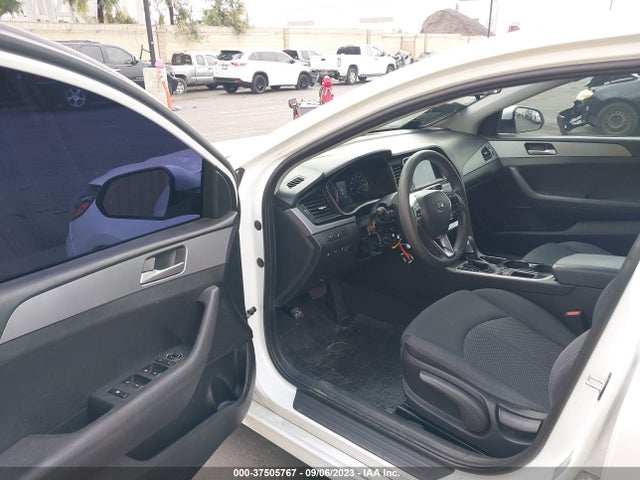 Hyundai SONATA SE 2019 5NPE24AF1KH775889 Image 5