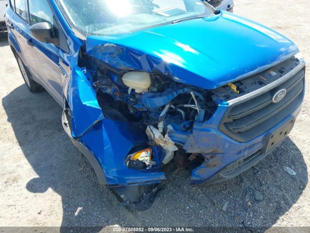 1FMCU0F7XHUC70455 Ford ESCAPE S