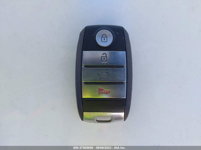 KIA OPTIMA EX 2016 5XXGU4L33GG007078 Image 11