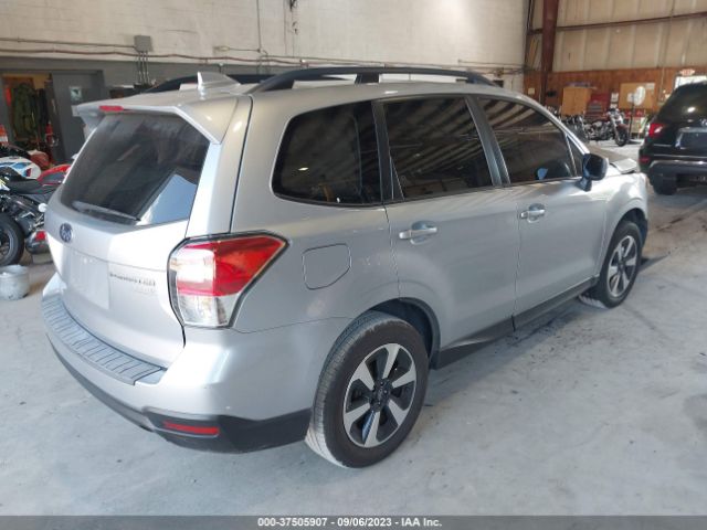 JF2SJAEC0HH505937 Subaru Forester Premium