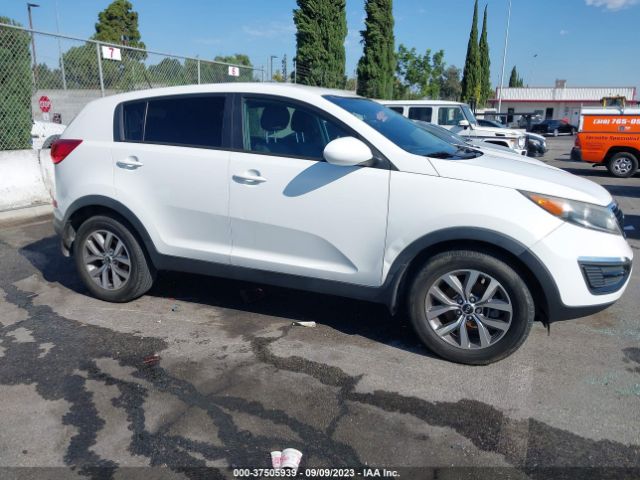 KNDPB3AC1E7631714 KIA Sportage Lx