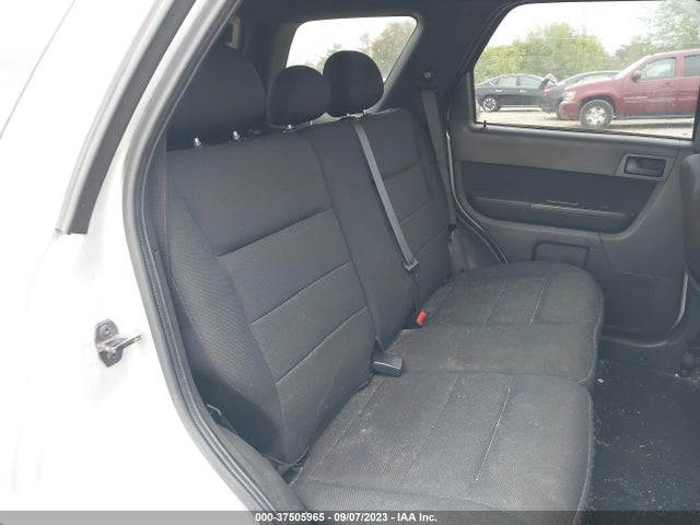 2009 FORD ESCAPE XLT VIN: 1FMCU037X9KB47109