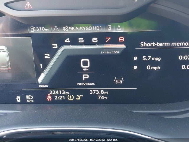 WA1LXBF73ND014719 Audi Q7 Premium Plus