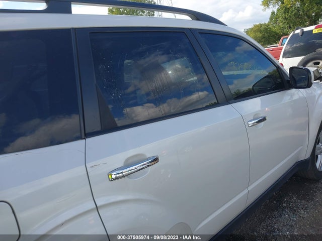 2010 SUBARU FORESTER 2.5X PREMIUM VIN: JF2SH6CC6AH786661
