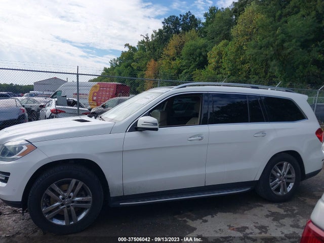 2014 MERCEDES-BENZ GL 450 VIN: 4JGDF7CE8EA401888