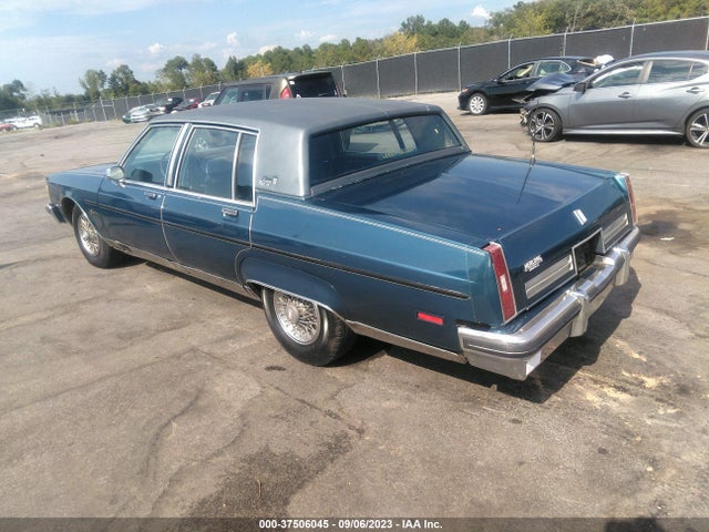 1983 OLDSMOBILE 98 REGENCY BROUGHAM VIN: 1G3AW69Y5DM710573