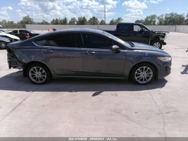 3FA6P0H71LR242247 Ford FUSION SE