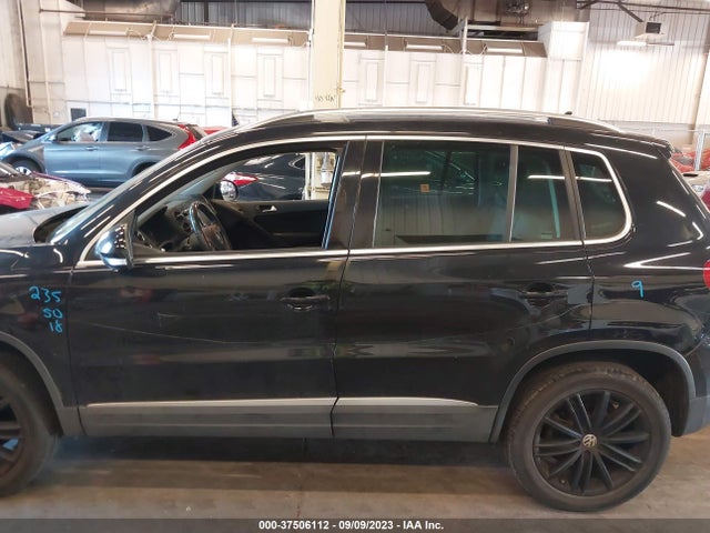 WVGBV3AX8EW559626 Volkswagen TIGUAN SE