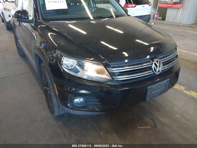 WVGBV3AX8EW559626 Volkswagen TIGUAN SE