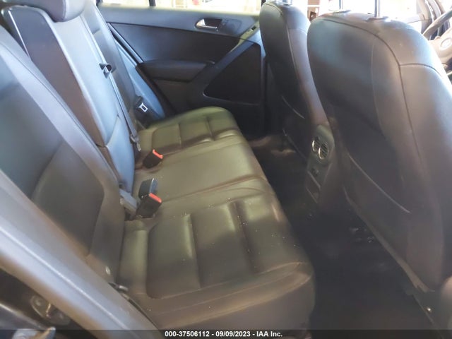WVGBV3AX8EW559626 Volkswagen TIGUAN SE