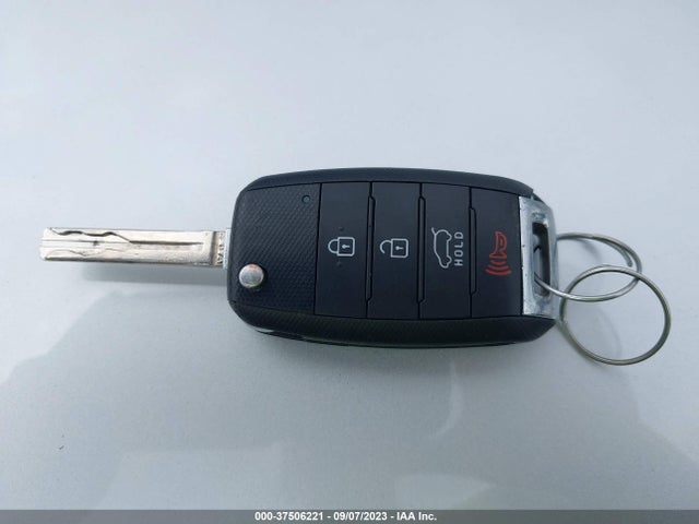 KIA Soul 2015 KNDJN2A29F7772904 Image 24