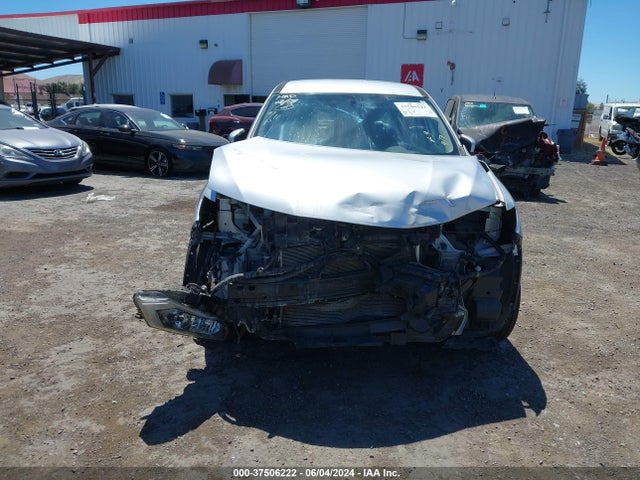 Nissan ROGUE S 2017 JN8AT2MT5HW381871 Image 13