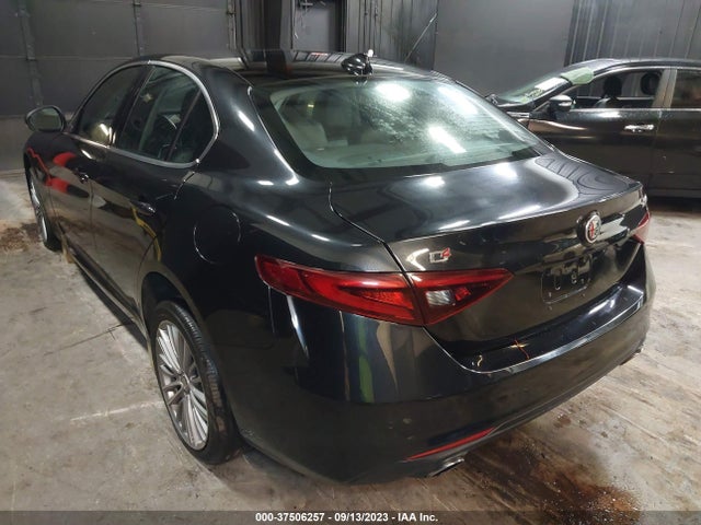 ZARFAEEN2J7580021 Alfa Romeo Giulia Ti Lusso