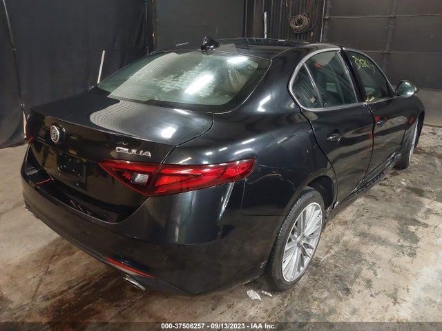 ZARFAEEN2J7580021 Alfa Romeo Giulia Ti Lusso