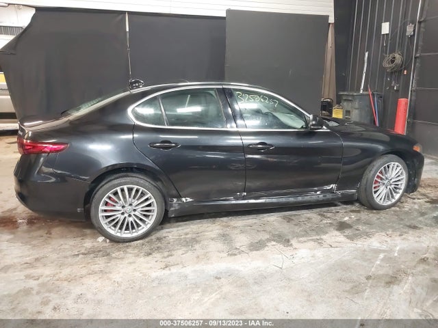 ZARFAEEN2J7580021 Alfa Romeo Giulia Ti Lusso