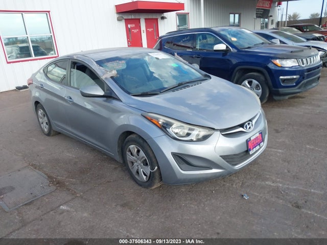 Hyundai ELANTRA SE 2016 5NPDH4AE2GH735409 zdjęcie główne