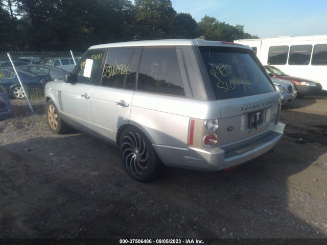 2008 LAND ROVER RANGE ROVER HSE VIN: SALME15428A282015