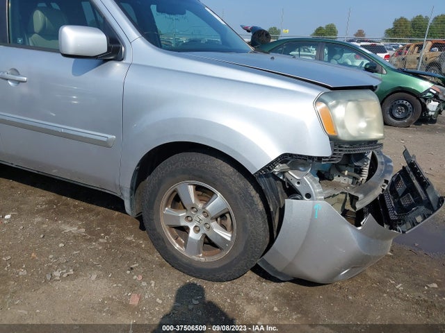 2010 HONDA PILOT EX-L VIN: 5FNYF3H69AB005227
